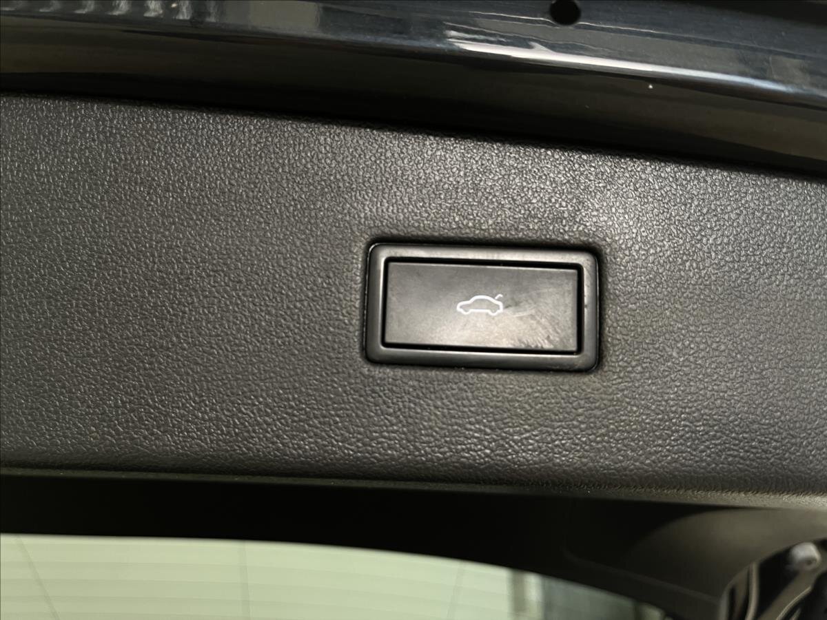 Volkswagen Tiguan Allspace SUV / Terénní 2,0 l 147 kw