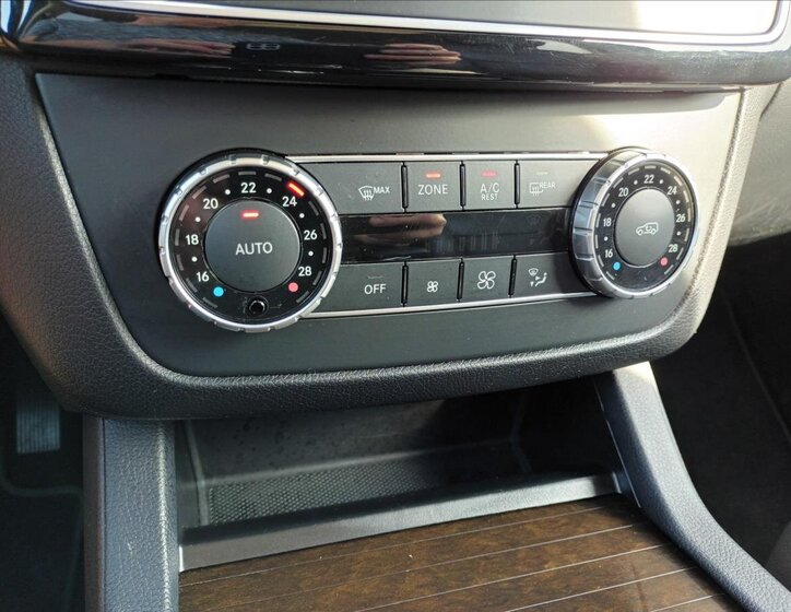 Mercedes-Benz GLS SUV / Terénní 3,0 l 190 kw