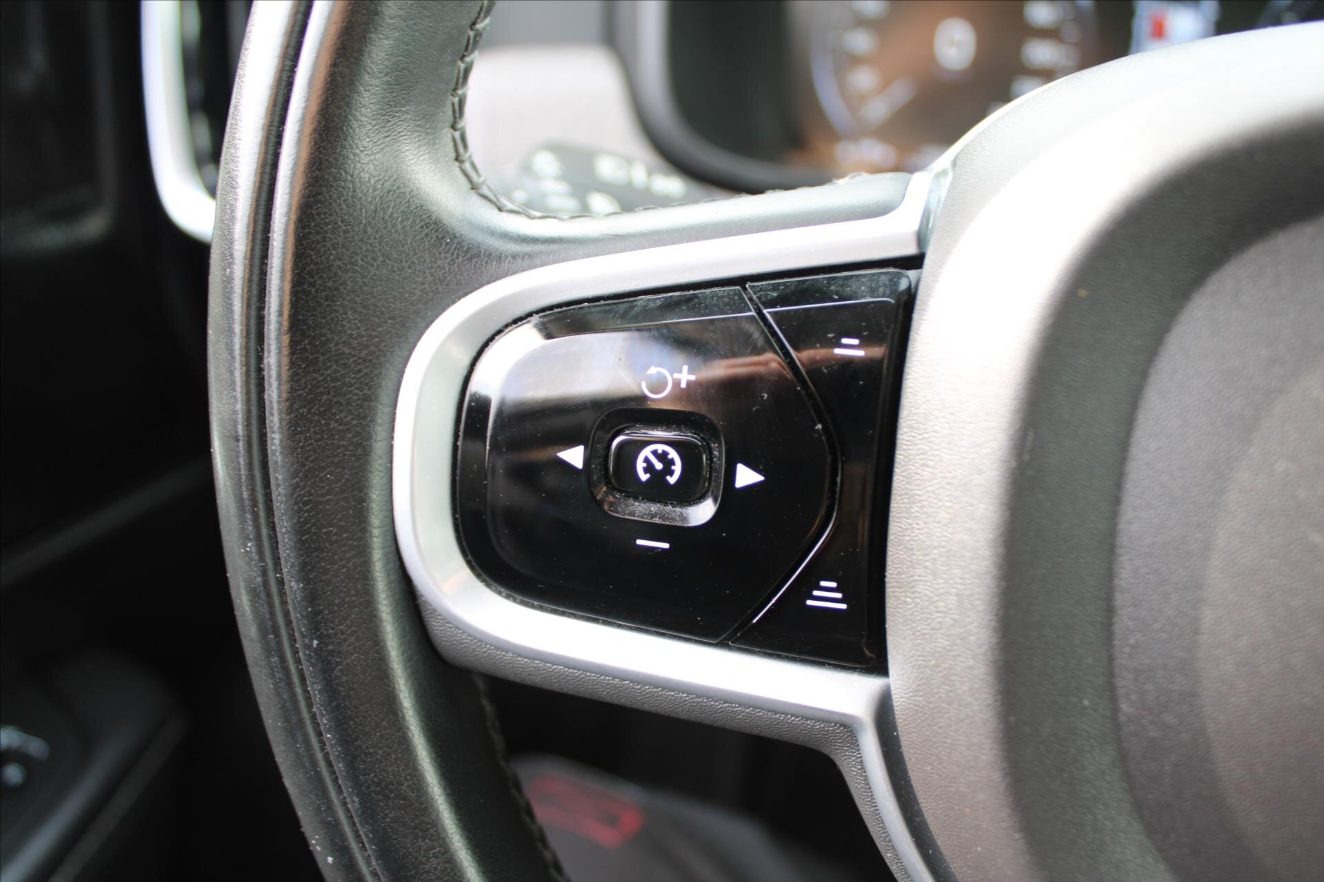 Volvo V90 Kombi 2,0 l 173 kw