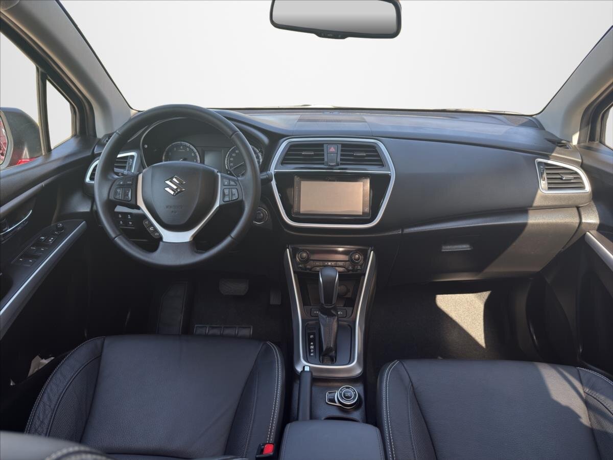 Suzuki SX4 S-Cross SUV / Terénní 1,4 l 103 kw