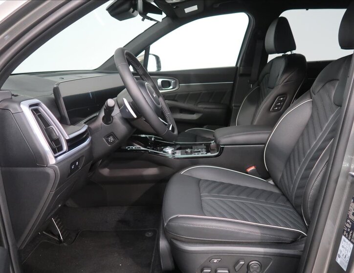 KIA Sorento SUV / Terénní 2,2 l 142 kw