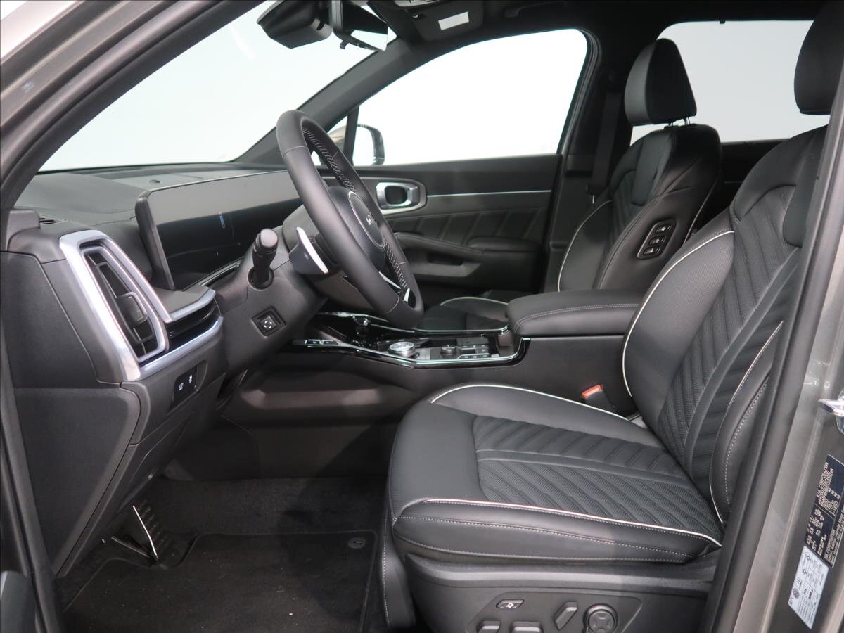 KIA Sorento SUV / Terénní 2,2 l 142 kw