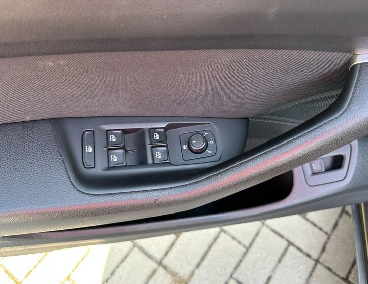 Volkswagen Passat Kombi 2,0 l 110 kw