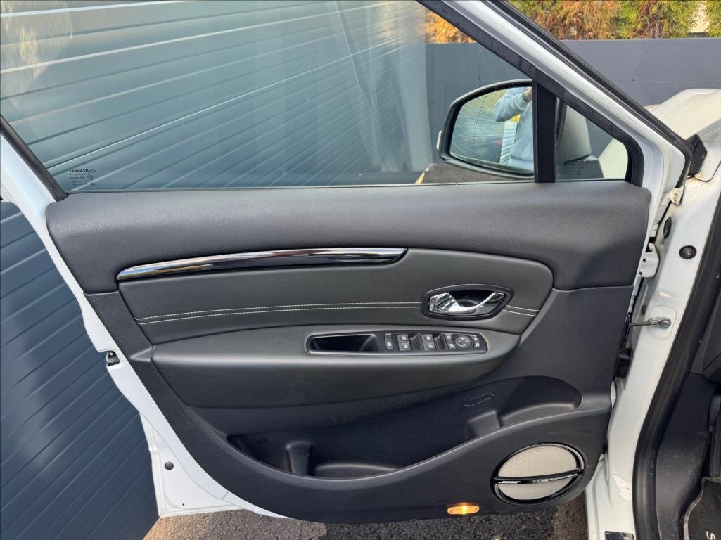 Renault Scénic MPV 1,2 l 97 kw