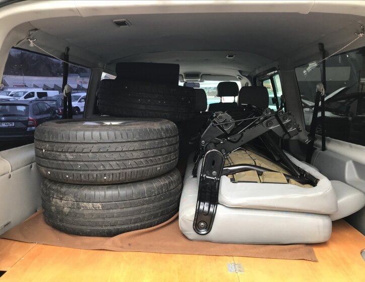 Volkswagen Caravelle Kombi 2,5 l 128 kw