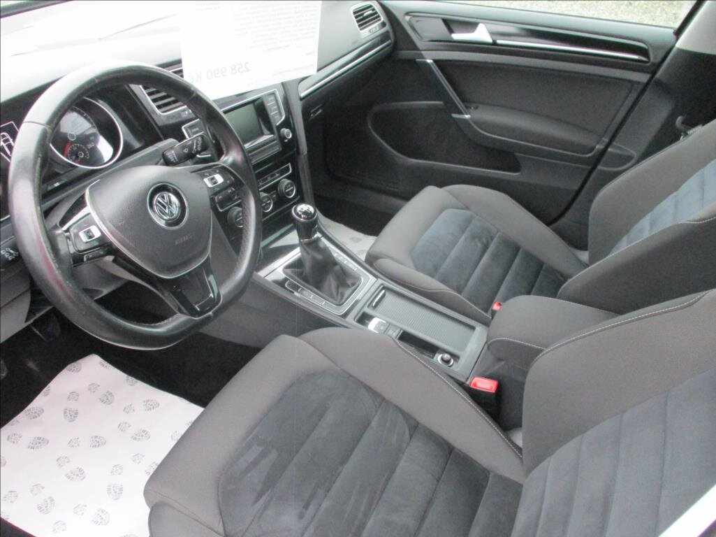 Volkswagen Golf Hatchback 1,4 l 103 kw