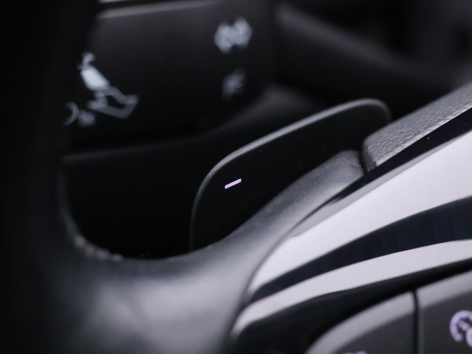 Volkswagen T-Roc SUV 1,5 l 110 kw