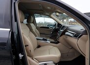 Mercedes-Benz GL SUV 4,7 l 320 kw