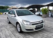 Opel Astra 8