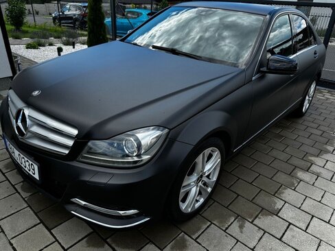 Mercedes-Benz Třídy C Sedan / Limuzína 0,0 115 kw