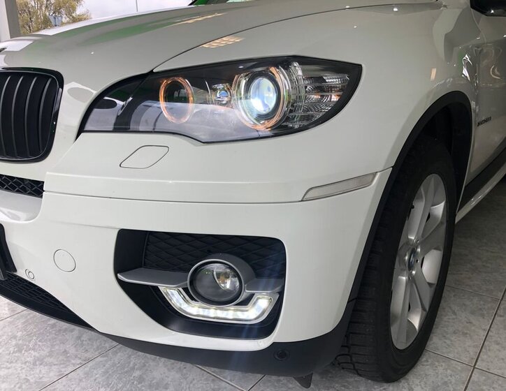 BMW X6 Kombi 3,0 l 180 kw