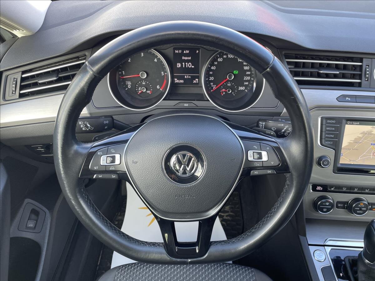 Volkswagen Passat Kombi 2,0 l 110 kw