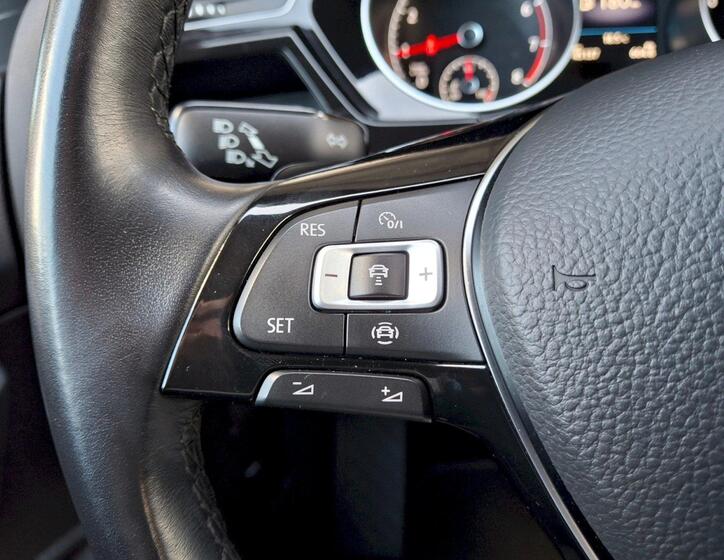 Volkswagen Touran 18