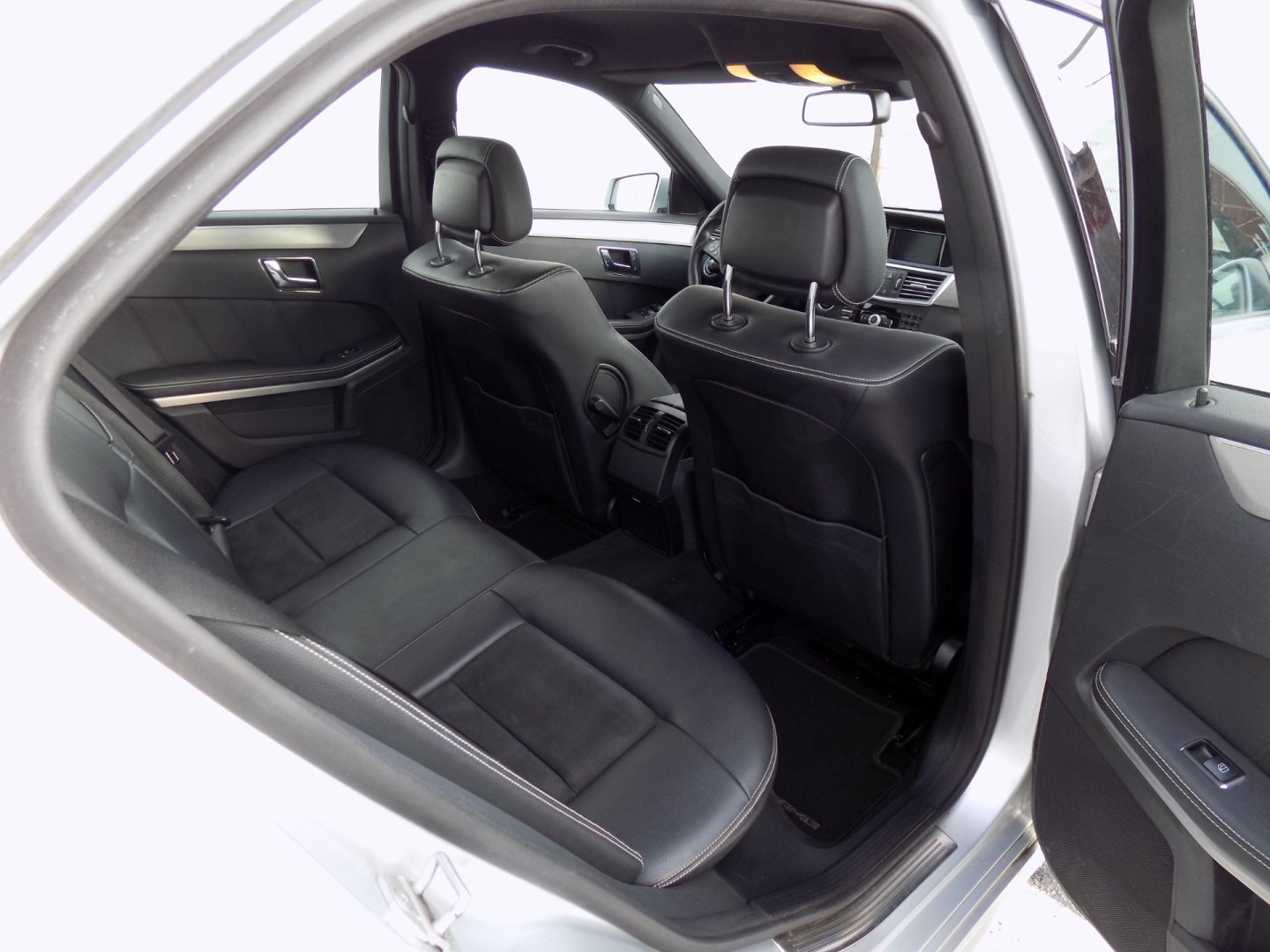 Mercedes-Benz Třídy E Sedan / Limuzína 2,1 l 125 kw