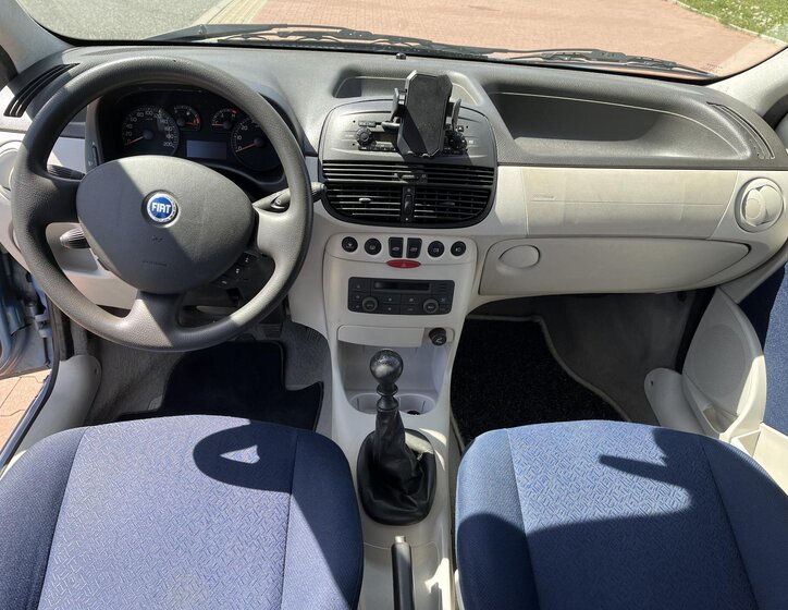 Fiat Punto Hatchback 1,4 l 70 kw