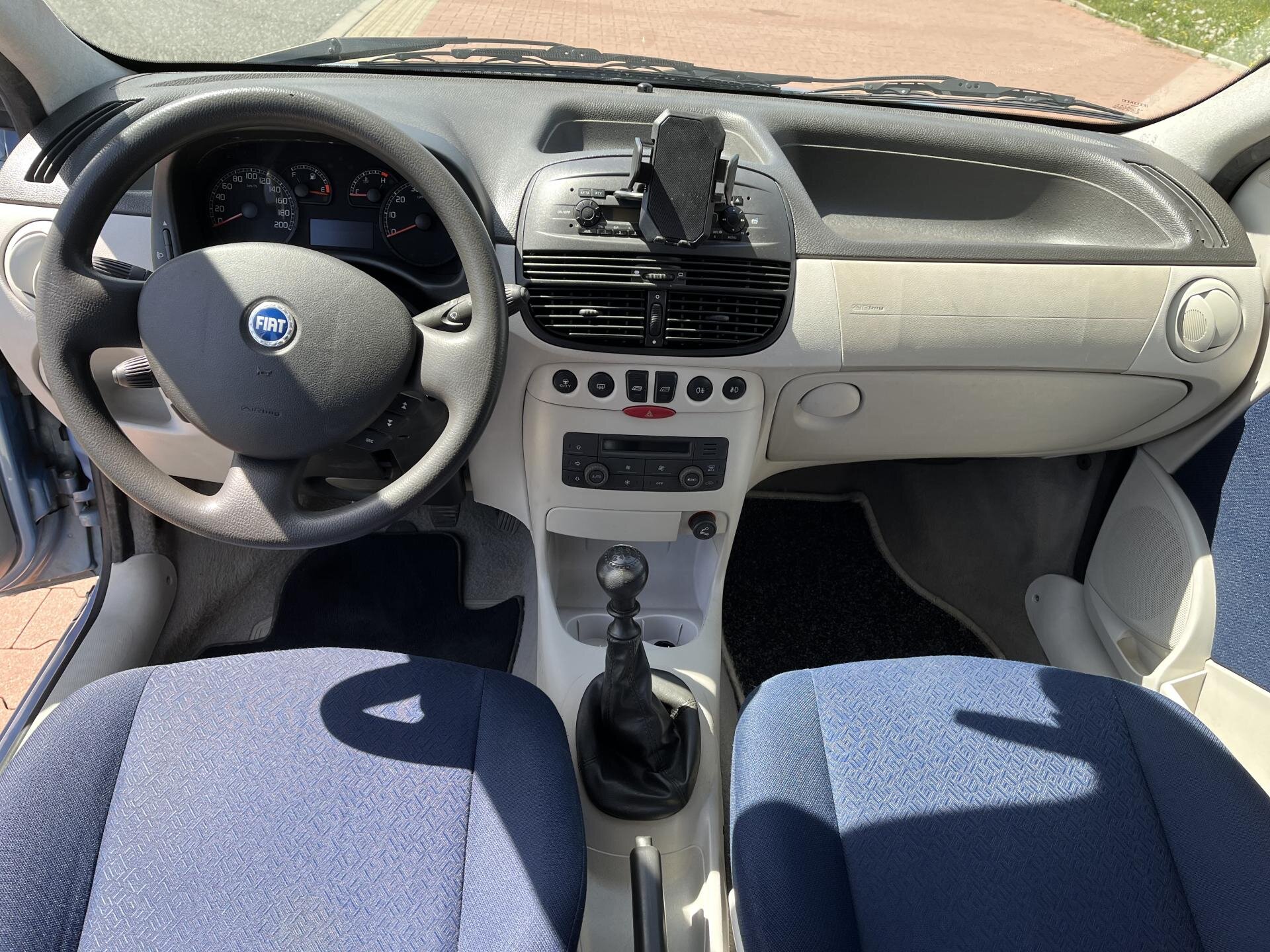 Fiat Punto Hatchback 1,4 l 70 kw