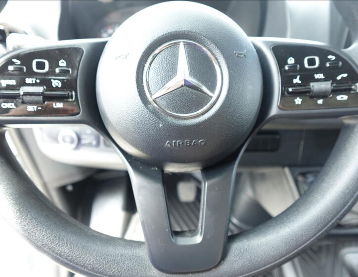 Mercedes-Benz Sprinter Valník 2,0 l 125 kw