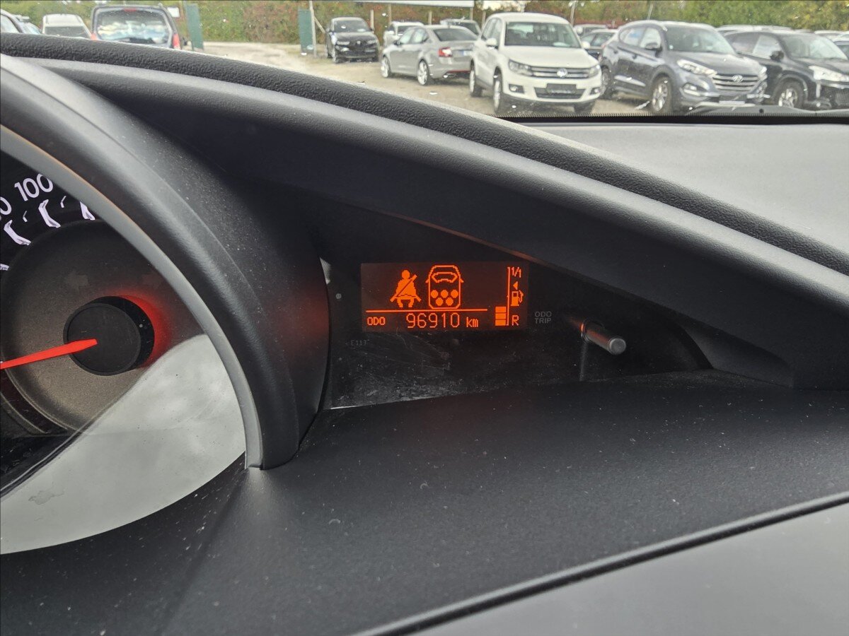 Toyota Verso MPV 1,6 l 97 kw