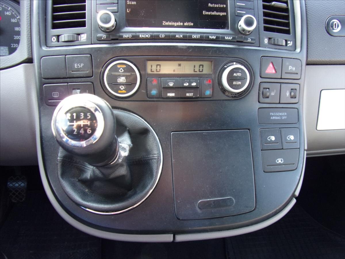 Volkswagen Multivan Ostatní 2,5 l 128 kw