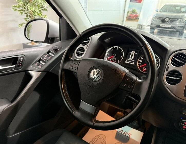 Volkswagen Tiguan SUV / Terénní 2,0 l 125 kw