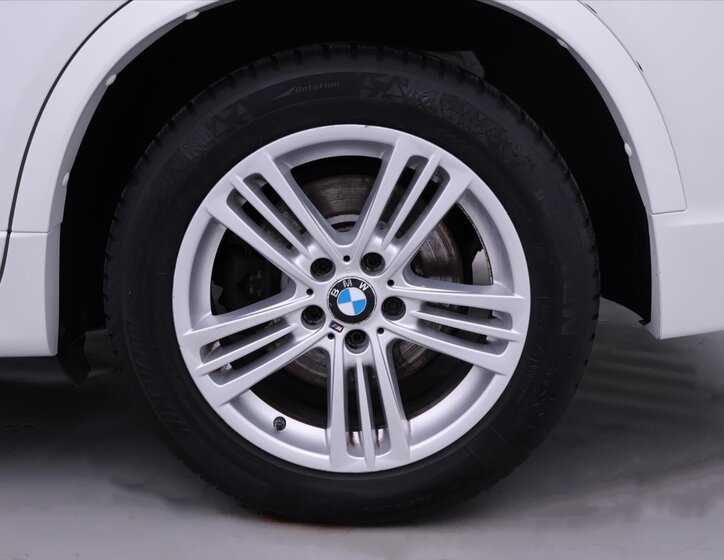 BMW X3 Kombi 3,0 l 190 kw