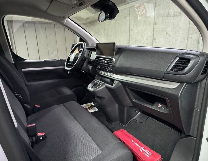 Toyota ProAce Verso 13