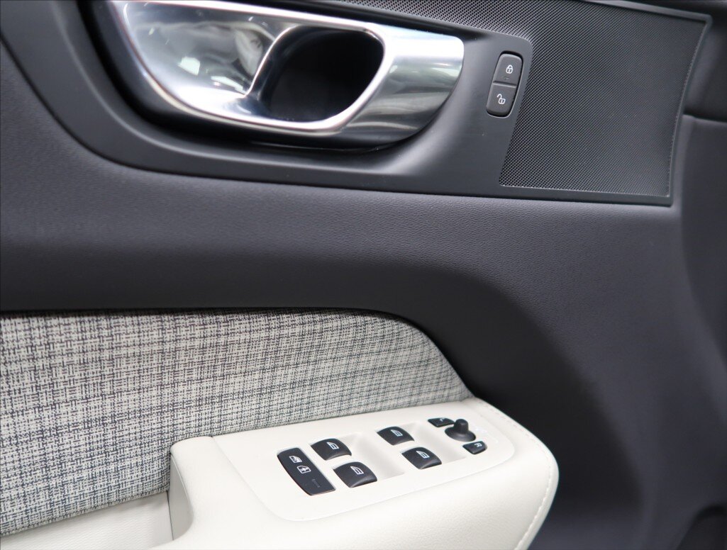 Volvo XC60 SUV 2,0 l 145 kw