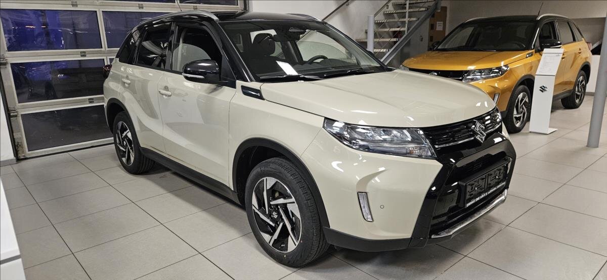 Suzuki Vitara SUV 1,4 l 81 kw