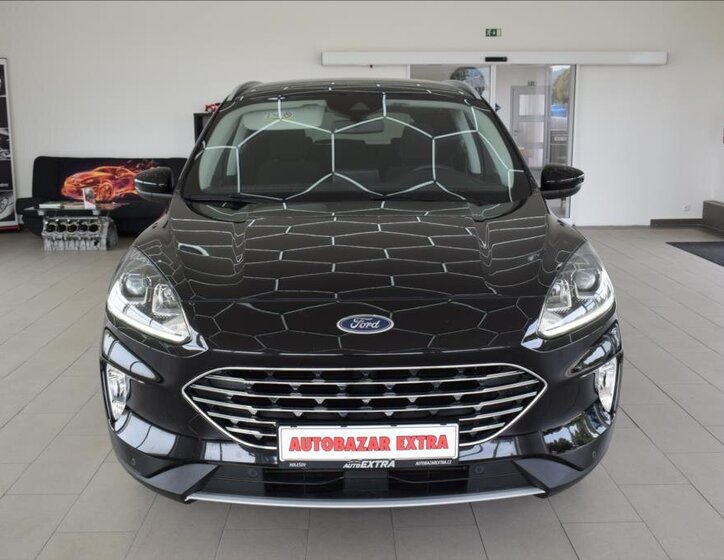 Ford Kuga SUV / Terénní 1,5 l 110 kw