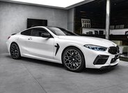 BMW M8 Kupé 4,4 l 447 kw