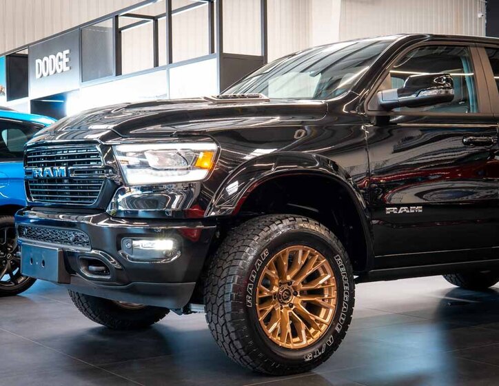 Dodge RAM Pick-up 5,7 l 291 kw
