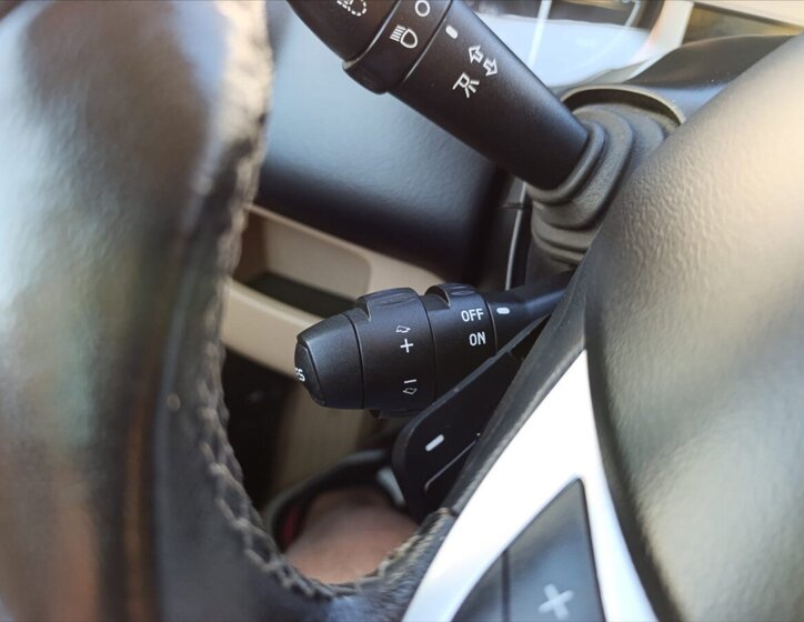 Lancia Delta Hatchback 1,6 l 88 kw