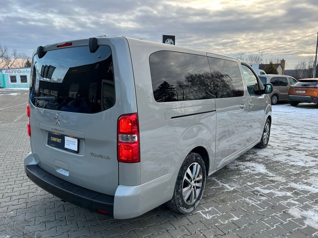 Peugeot Traveller