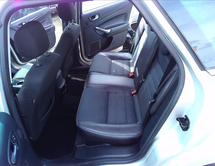 Ford Mondeo Kombi 2,0 l 103 kw