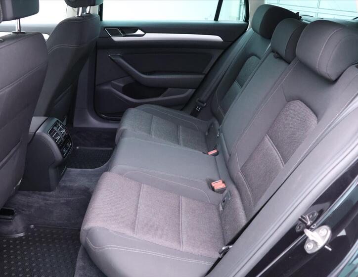 Volkswagen Passat 15