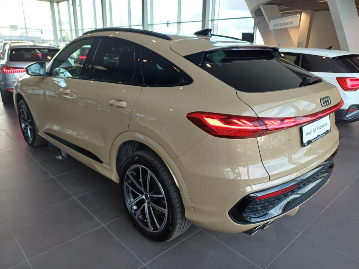 Audi Q5 SUV 2,0 l 150 kw