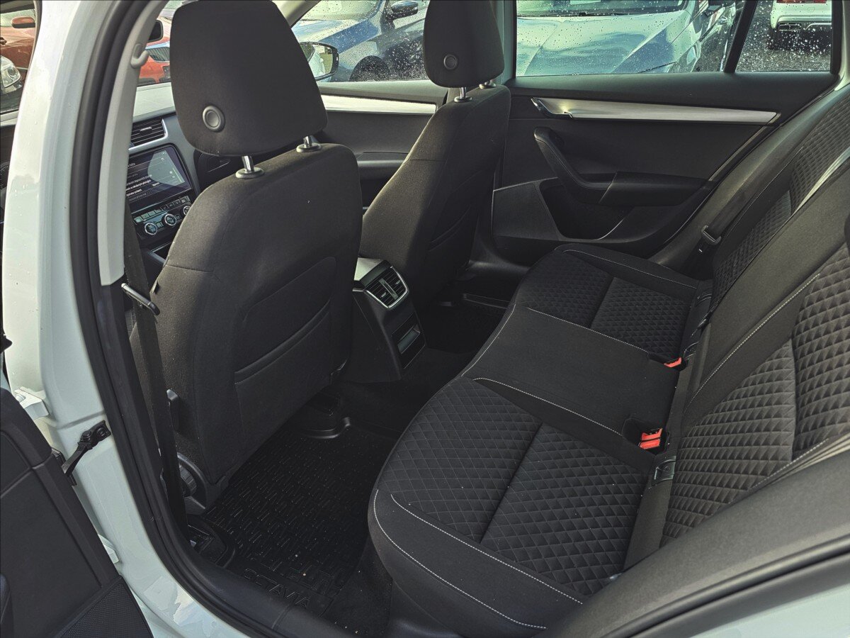 Škoda Octavia Kombi 2,0 l 110 kw