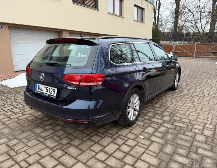 Volkswagen Passat Kombi 1,6 l 88 kw