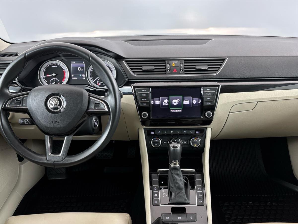 Škoda Superb Liftback 2,0 l 206 kw