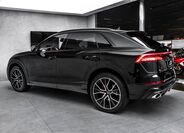 Audi SQ8 7