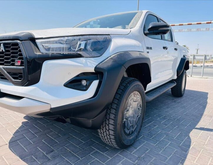 Toyota Hilux Pick-up 4,0 l 178 kw