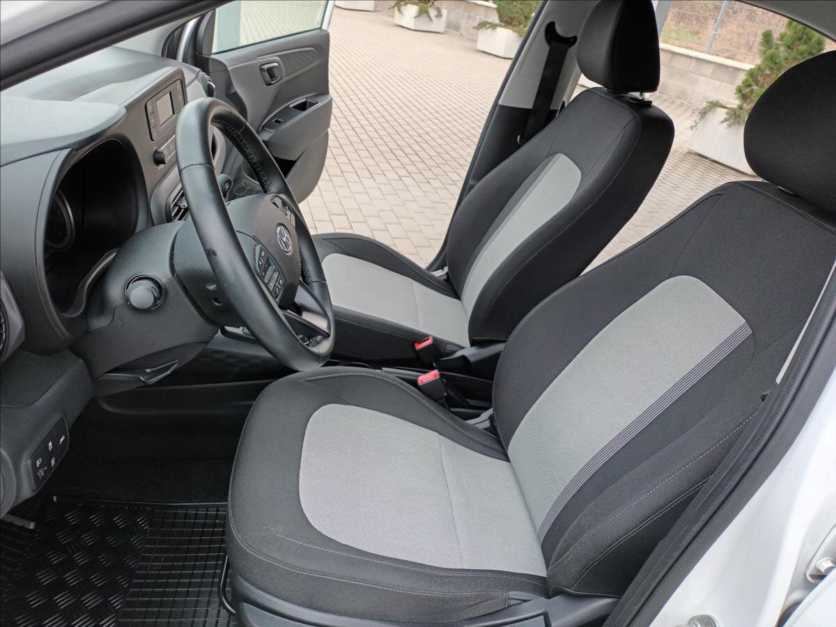 Hyundai i10 Hatchback 998,0 49 kw