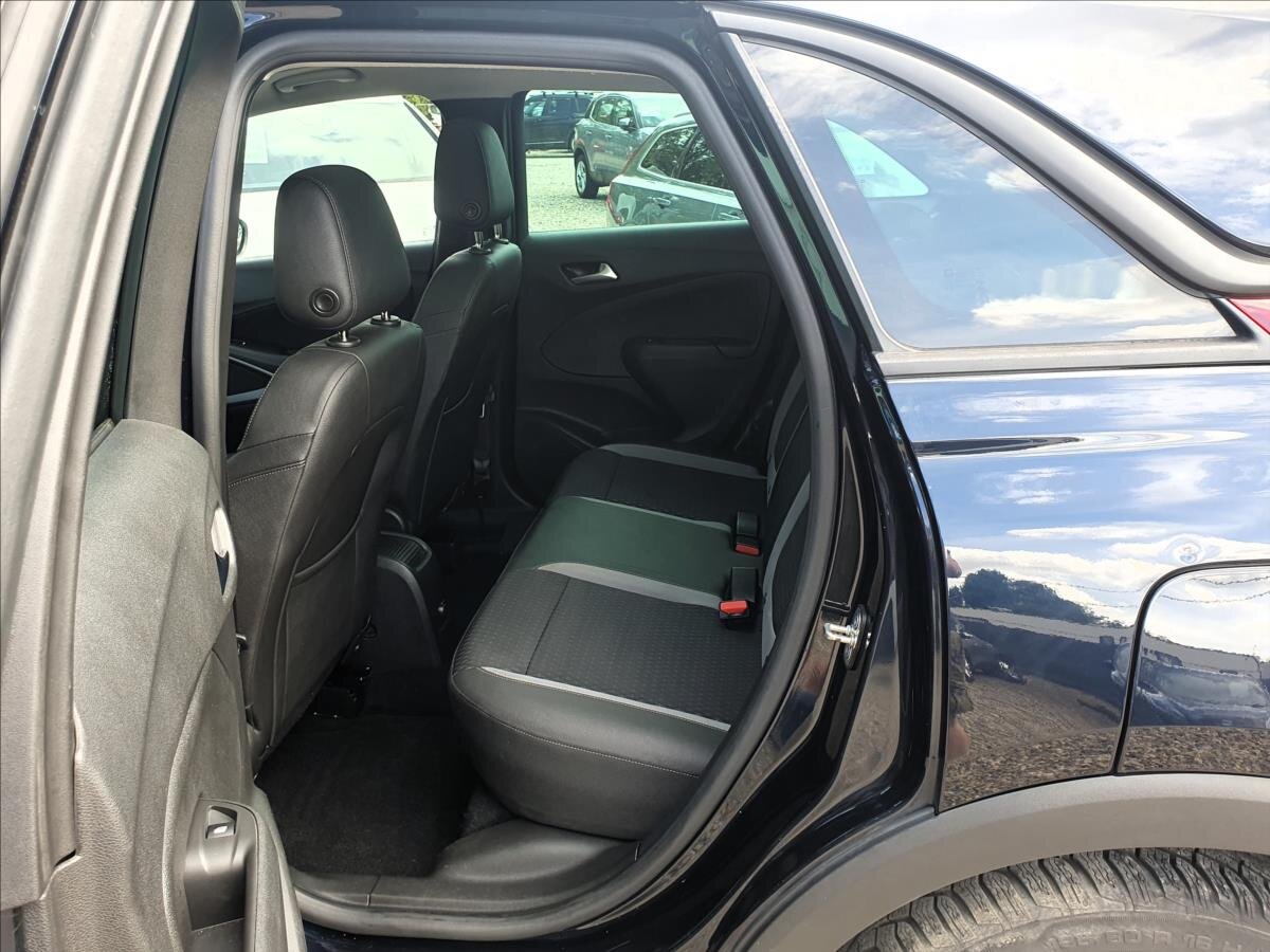 Opel Crossland X SUV / Terénní 1,5 l 75 kw