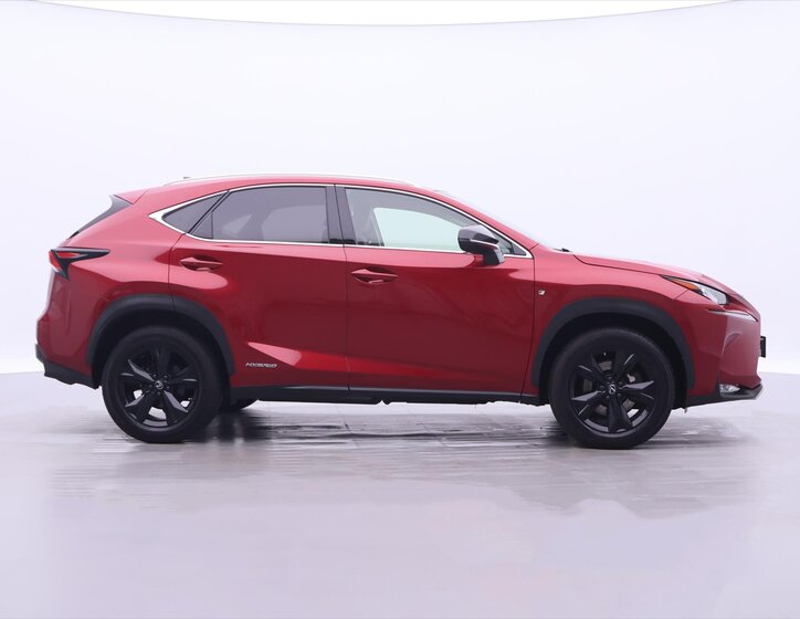 Lexus NX 300h SUV 2,5 l 114 kw