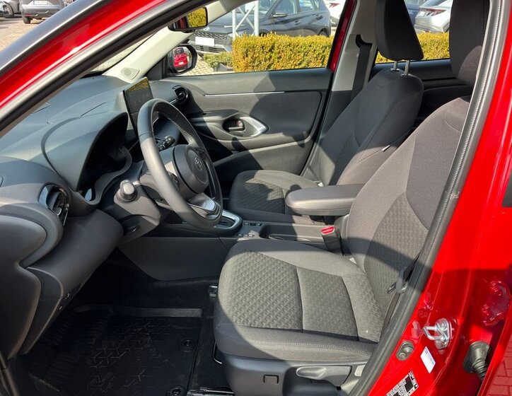 Toyota Yaris Cross SUV / Terénní 1,5 l 68 kw