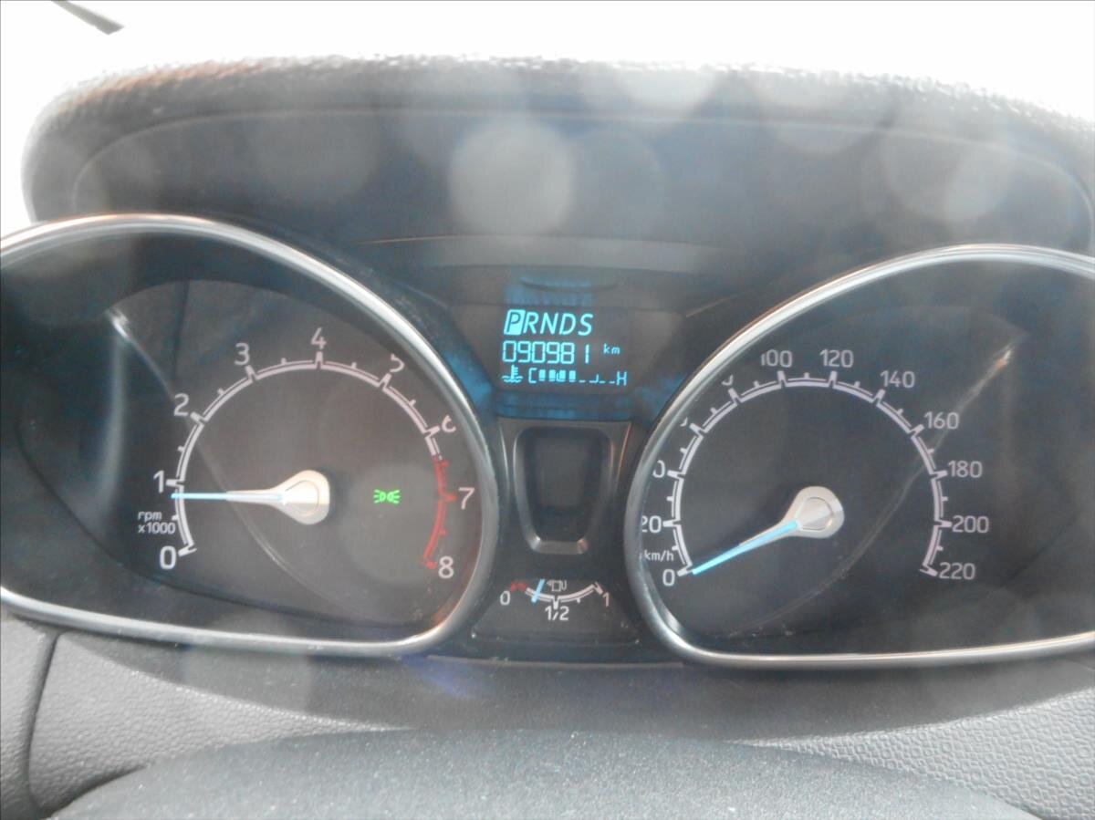 Ford EcoSport SUV / Terénní 1,5 l 82 kw