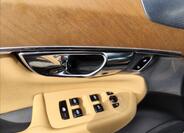 Volvo XC90 19