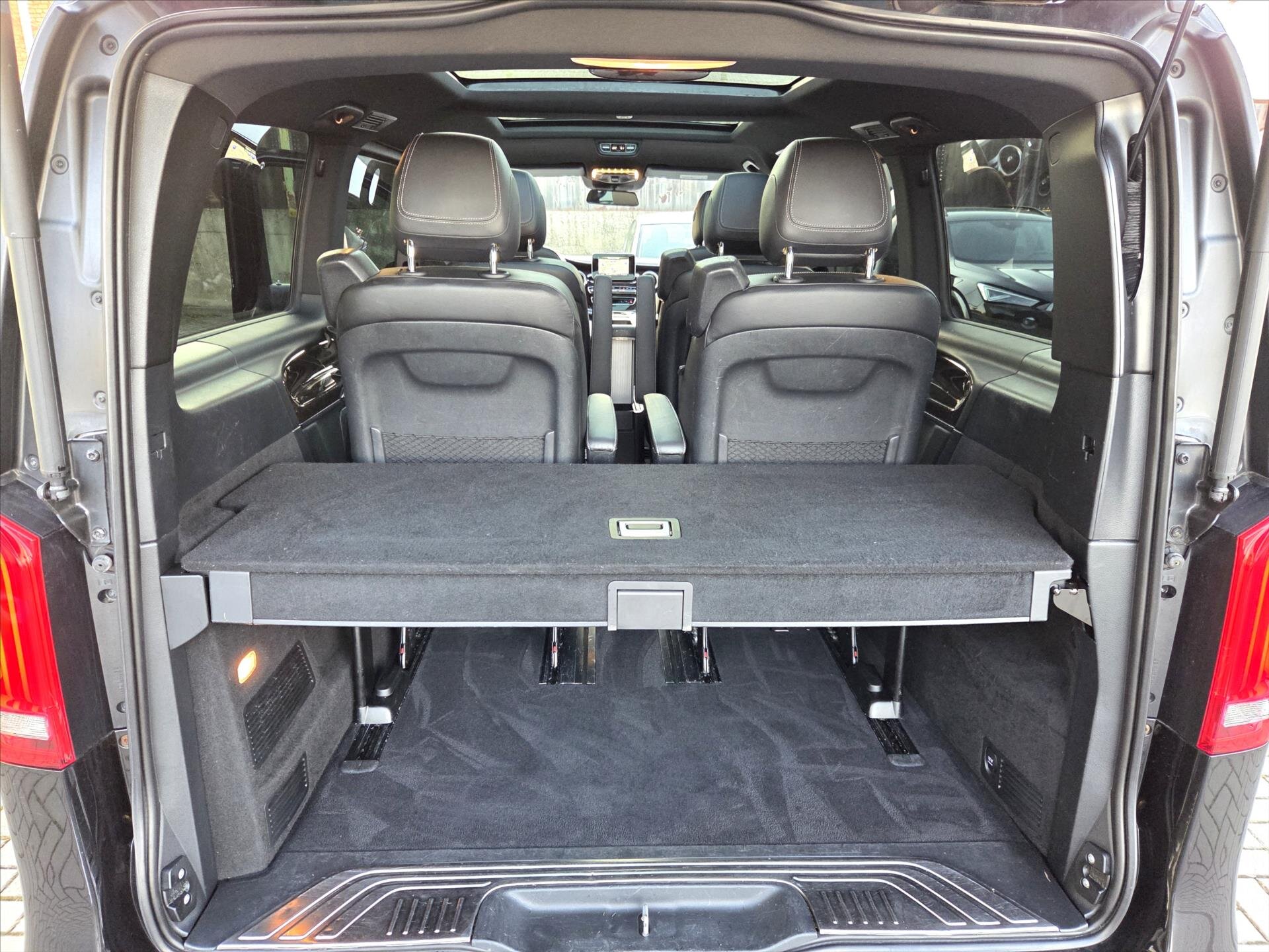 Mercedes-Benz Třídy V Kombi 2,1 l 140 kw