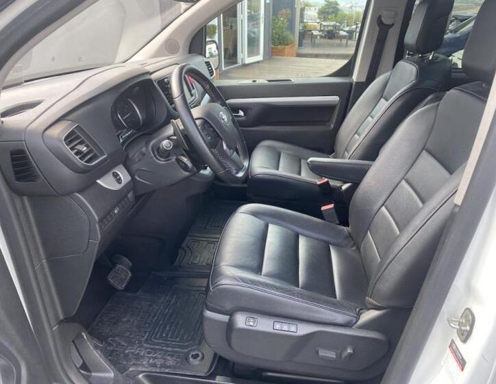 Toyota ProAce Verso 17