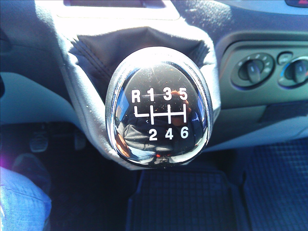 Ford Transit MPV 2,2 l 74 kw